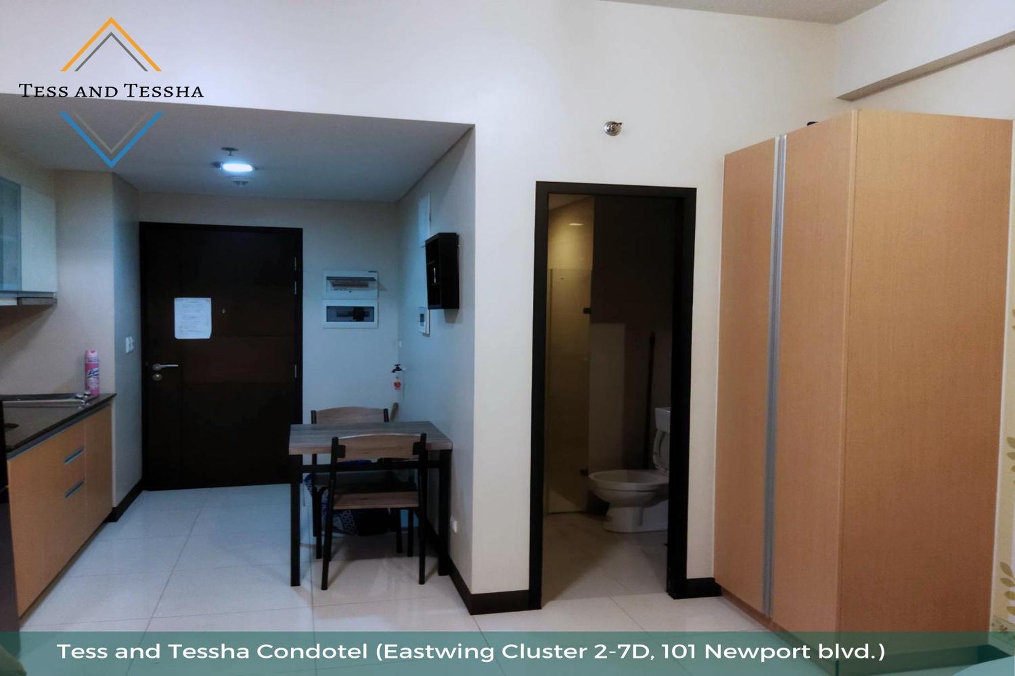 Tess And Tessha Condotel Near T3 Airport Manila Exterior photo